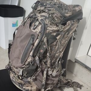 Men's Camo Backpack